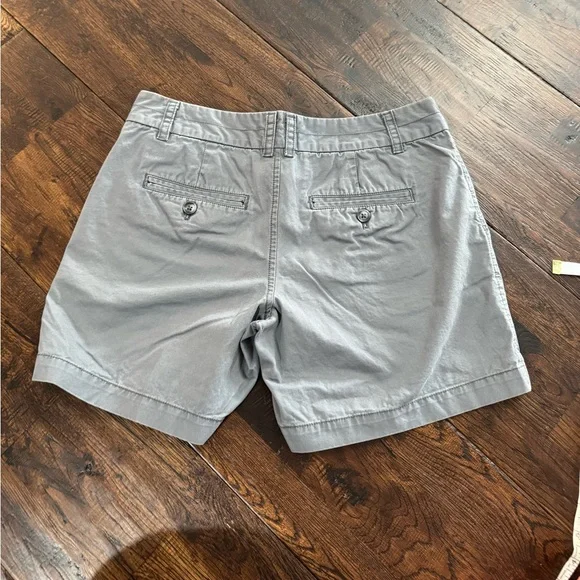 Ann Taylor LOFT Gray Casual Shorts Size 2 - Picture 8 of 15